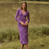 VESTIDO CHEVRON UVA